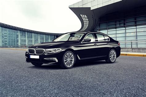 BMW 525i Interior & Exterior Images - 525i Pictures