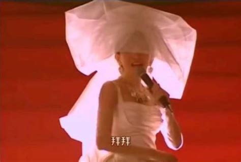 1990年3月25日《百变梅艳芳夏日耀光华演唱会》记者会 - 派谷照片修复翻新上色
