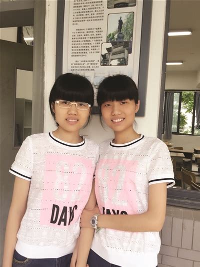 哇~高颜值双胞胎姐妹考上同一所大学研究生-广西科技大学-生物与化学工程学院