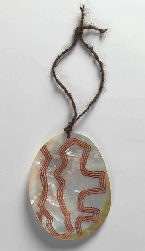 Riji (pearlshell pendant): Traditional Bardi trading shell 2006