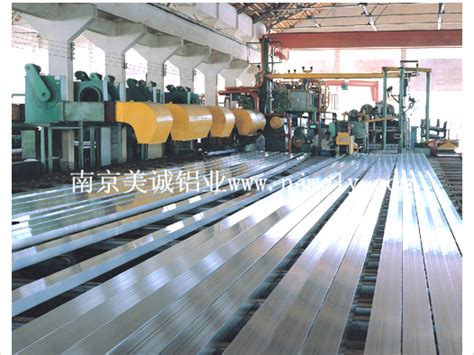 铝型材挤压生产设备是什么 - 上海锦铝金属