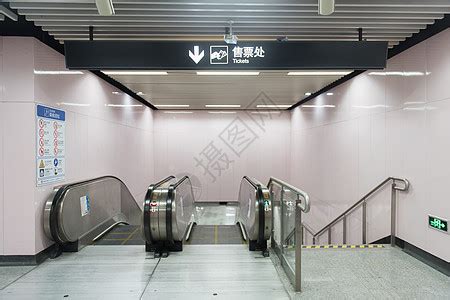 大家看看哪种地铁出入口设计好？-地铁见闻-杭州地铁-杭州19楼