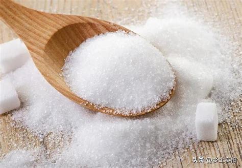 白糖价格持续上涨，农村74岁农民询问：啥原因导致白糖价格走高？