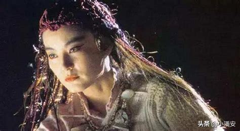 梁羽生小说《七剑下天山》高手排名，第一名是白发魔女练霓裳吗？