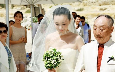 刘威葳与圈外男友大婚 现场照首次曝光