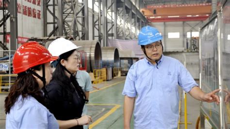 杭实资管董事长卢洪波一行到访西核设备调研交流