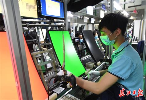 冠捷显示科技（武汉）有限公司：用心制造“显示”工匠精神-武汉市质量协会