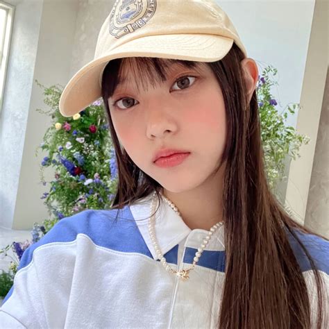 姜海粼haerin图片