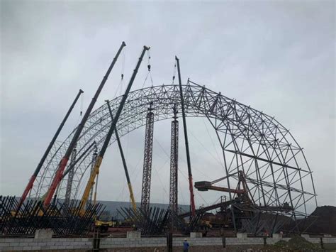 陕建钢构集团大跨度管桁架结构滑移成功 - 陕西省建筑业协会