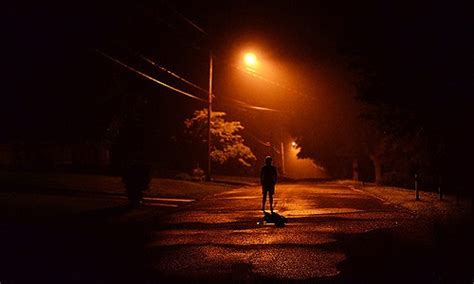 【我在黑暗中发现的一束光摄影图片】生活摄影_太平洋电脑网摄影部落