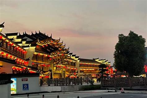 浙江湖州南浔古镇的夜色美景高清图片下载-正版图片500432722-摄图网