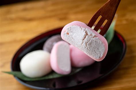 10 Most Unique Ice Cream Flavors in Japan