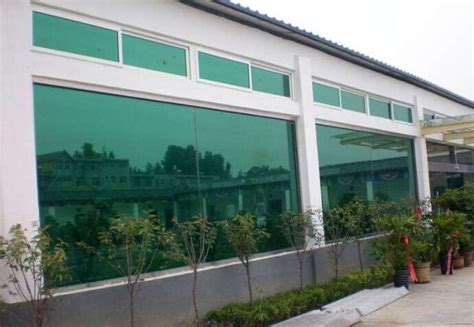 昆明玻璃厂告诉您双层玻璃窗起雾最直接的处理办法！_公司资讯_云南玻璃厂