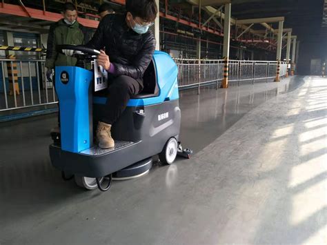 机械加工工厂用的洗地机-淄博鼎洁清洁设备有限公司