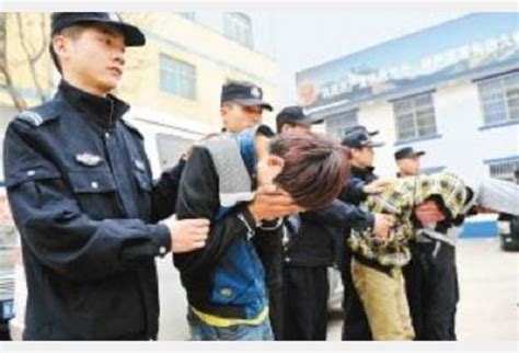 陕西乾县58岁农村教师涉嫌猥亵女生被批捕 校长被免职(图) - 投诉曝光 - 中国网•东海资讯