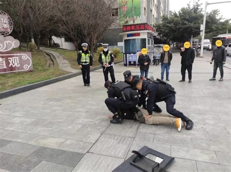 27岁男子酒后持刀行凶 45岁民警一招将其制服-新闻中心-温州网