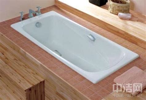 铸铁浴缸怎么样 铸铁浴缸安装教程