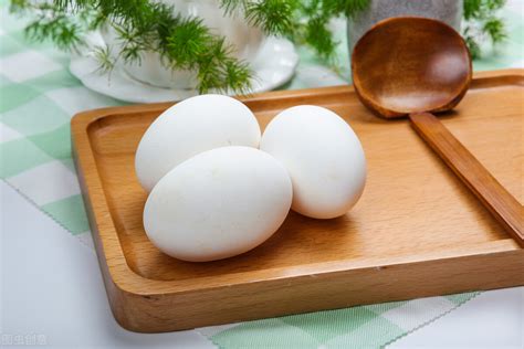 鸡蛋、鸭蛋、鹅蛋、鹌鹑蛋，哪种更有营养？_澎湃号·湃客_澎湃新闻-The Paper