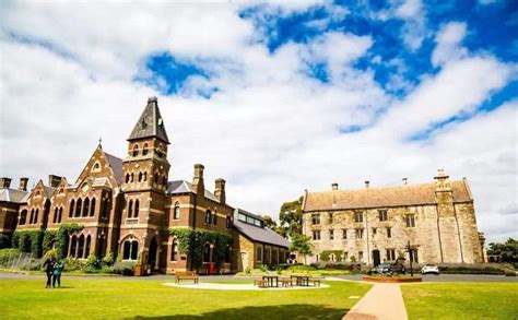 澳洲大学最新秋季开学时间 - 知乎