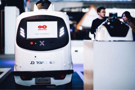 优地展示室外配送机器人 为外卖公司承担3公里末端配送_中国机器人网