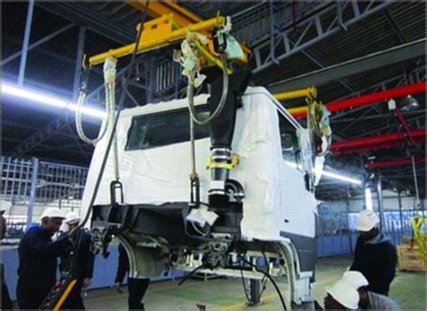 印度塔塔汽车南非卡车工厂投入运营 重型车网——传播卡车文化 关注卡车生活