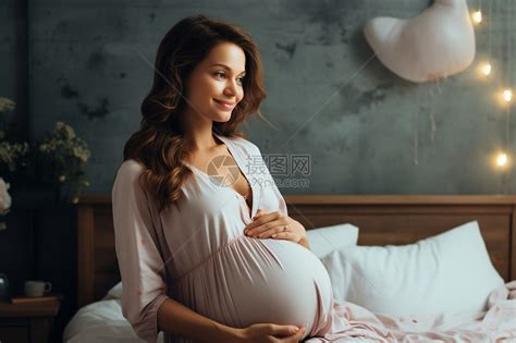 怀孕的女人高清图片下载-正版图片600677923-摄图网