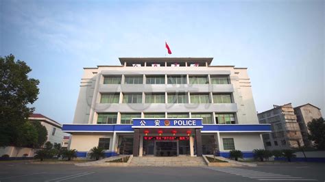 上海警方举办“老公安人讲优良传统”事迹报告会