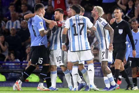 阿根廷乌拉圭冲突 梅西都怒了！推开对手+锁喉_热点新闻-500彩票网