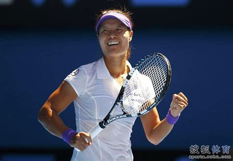 李娜成为首位进入国际网球名人堂的中国球员__凤凰网