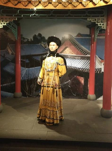 上海杜莎夫人蜡像馆 - 英国女王伊丽莎白二世