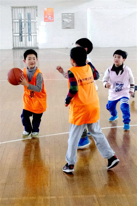 普陀体育中心_拉维尔上海青少年篮球培训 - 上海青少年篮球训练
