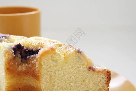 蓝莓蛋糕配新鲜浆果和果酱，芝士蛋糕高清摄影大图-千库网