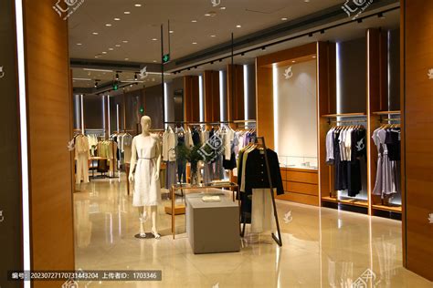 女装专卖店图片素材下载-生活百科素材下的服饰鞋帽图片素材-汇图网