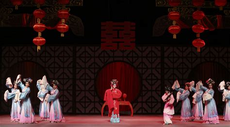沈阳评剧院排演的评剧《杜十娘》在滨州保利大剧院成功上演-搜狐大视野-搜狐新闻