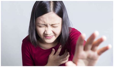 心肌梗塞有先兆，6种表现要察觉，不只是胸痛那么简单__财经头条