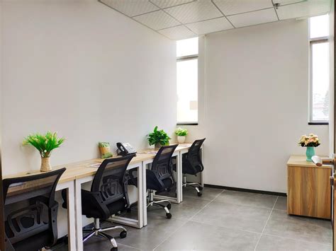 黄浦-BFC外滩金融中心租办公室网站,精装修办公室租赁是,大面积办公室便宜出租