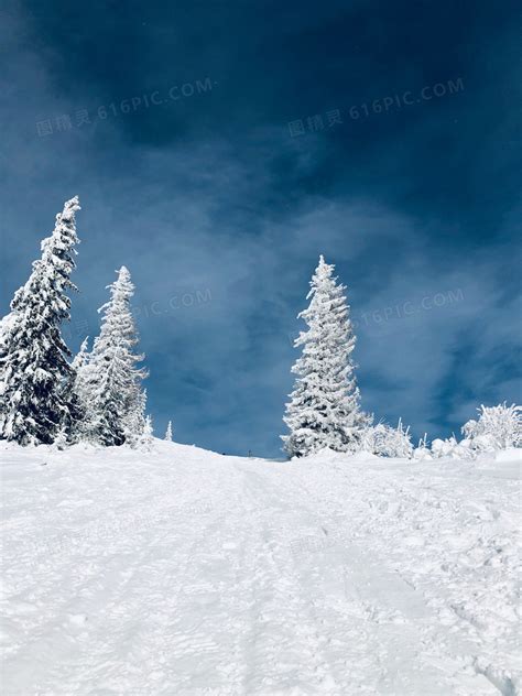 厚厚的积雪图片_厚厚的积雪图片素材_厚厚的积雪高清图片_全景网
