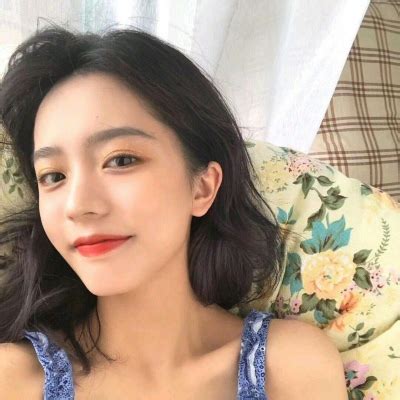 女生头像甜甜美女