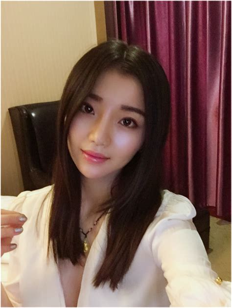 美女丁婷婷图片