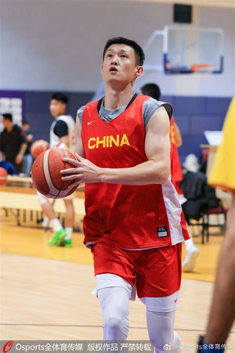 中国男篮世预赛16人大名单公布，新帅将迎正式首秀