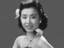 1937年5月29日日本国宝级艺人美空云雀女士诞辰|伊豆舞女|北国之春|川流不息_新浪新闻
