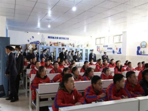 昌都市2022年初中教育发展校际联盟活动在贡觉县初级中学召开