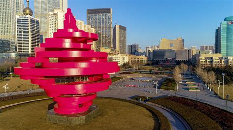 青岛五四广场五月的风雕塑（选编）—高清视频下载、购买_视觉中国视频素材中心