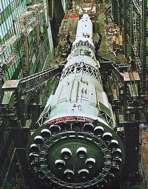 苏联N1火箭四飞四炸，33台发动机的星舰能否成功？-36氪