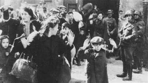 二战纳粹德军怎么处理犹太女人的？疯狂屠杀还不够，手段残忍至极
