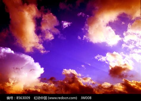 紫色天空景象