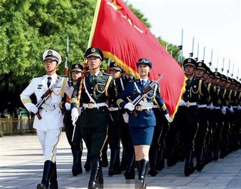 帅气！解放军三军仪仗队正式换装新式礼宾服【4】--湖南频道--人民网