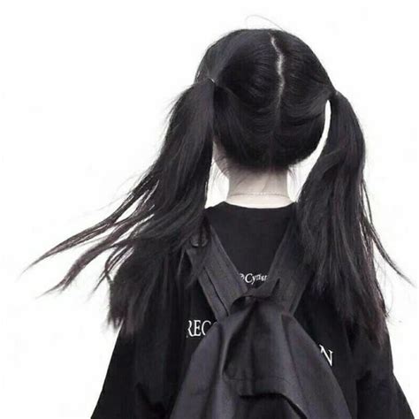 马尾温柔女生头像