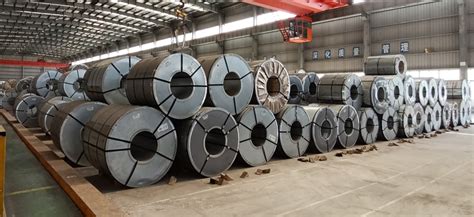 唐钢冷轧薄板厂极限厚规格锌铝镁首次实现批量生产