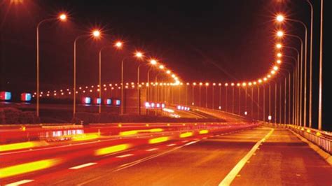 郑少高速路面专项工程第三阶段施工顺利完工-郑州路桥建设投资集团有限公司